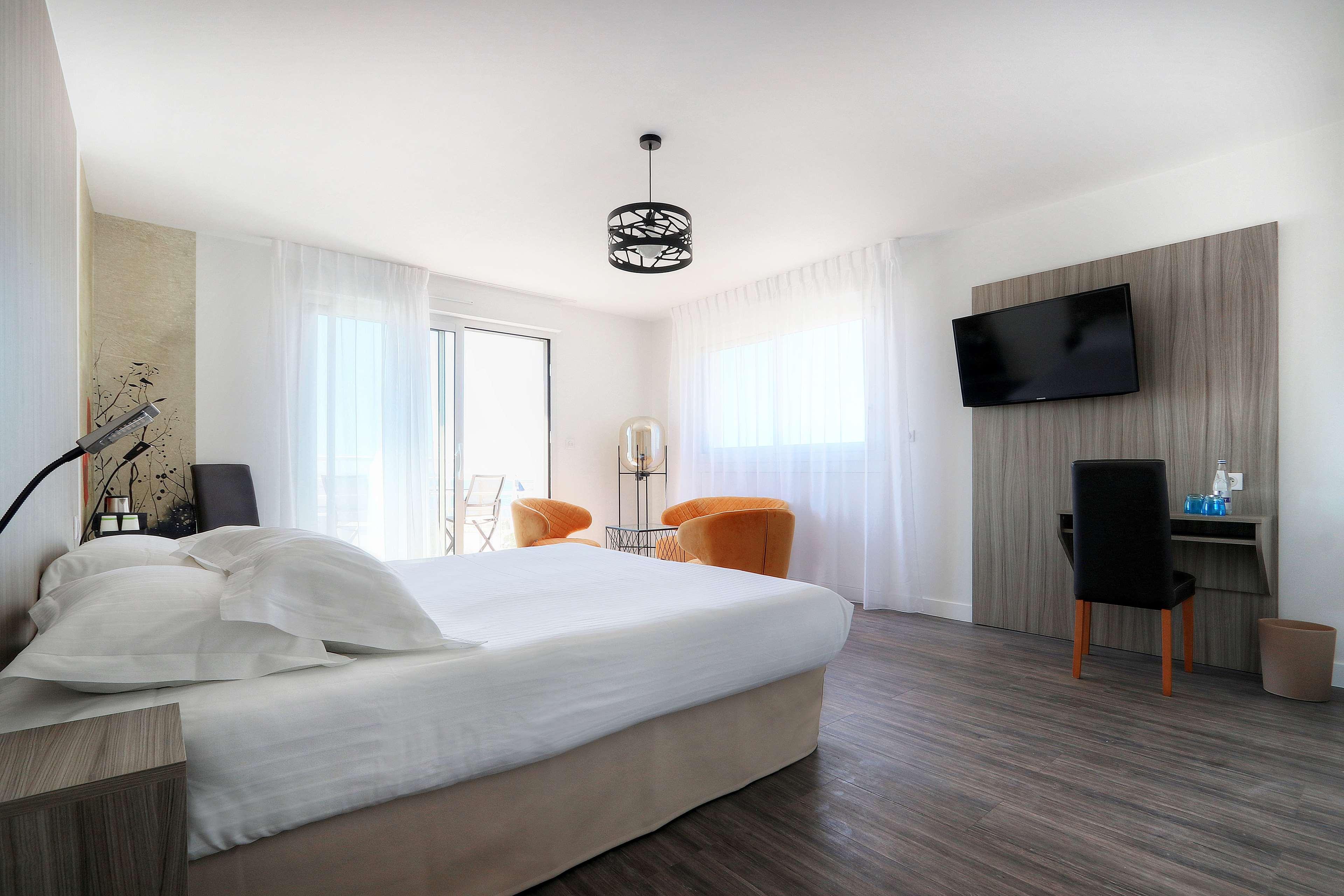 Best Western Hotel Le Bellevue กีเบอรง ภายนอก รูปภาพ